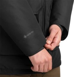 Outdoor Research Stormcraft Down Parka - Men's|-|Parka En Duvet Stormcraft - Homme -Altitude Sports ORR 283189 7E 7EDetail1 20Black ff56bfe5 7d6f 4617 a22e a1f81d9bfbe6