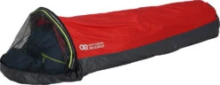 Outdoor Research Helium Bivy Sleeping Bag - Unisex|-|Sac De Couchage Bivouac Helium - Unisexe 36 Outdoor Research Helium Bivy Sleeping Bag - Unisex|-|Sac De Couchage Bivouac Helium - Unisexe -Altitude Sports ORR 287809 7E 7EDetail 20Cranberry